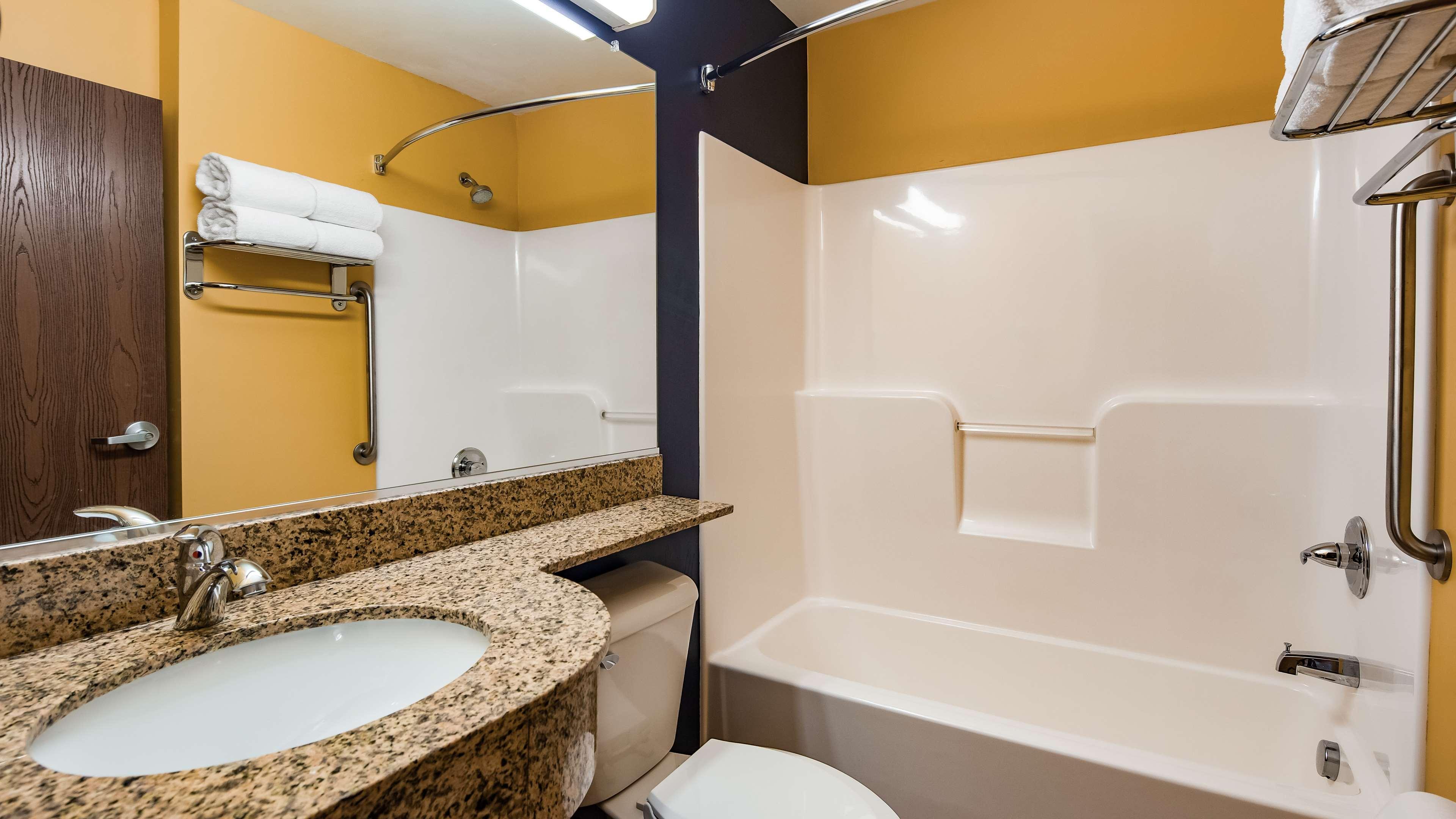 Surestay Plus Hotel By Best Western Keyser Ngoại thất bức ảnh